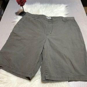 Columbia Sportswear flat front shorts 100% cotton